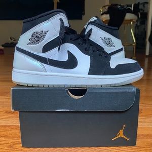 Air jordan 1 mids “se diamonds”
